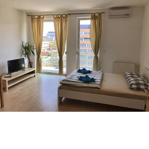Central House Apartment 2