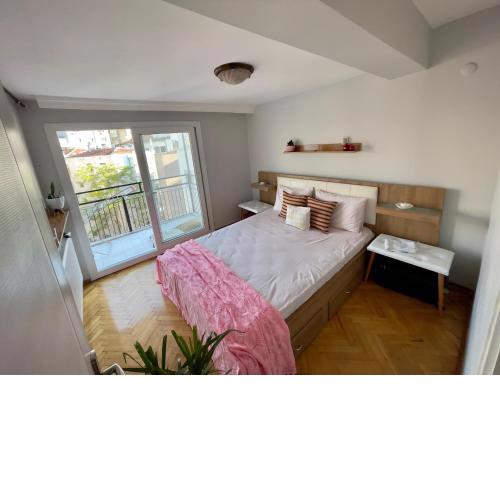 Central Izmir Delight: Cozy Alsancak Apartment