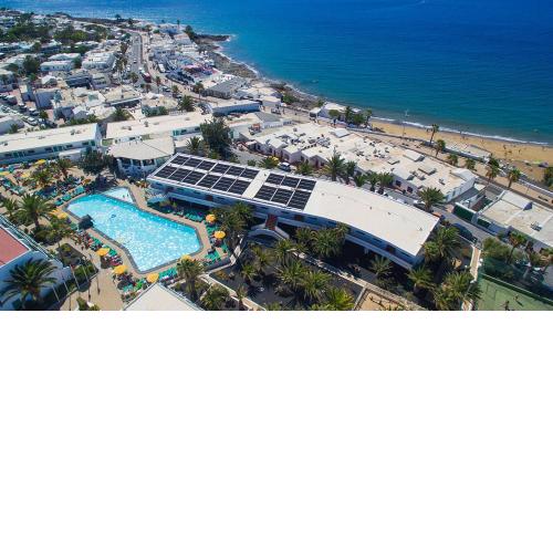 Central location in a great complex with 300mbps internet