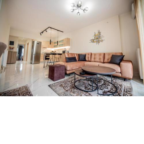 Central Luxury Apartment
