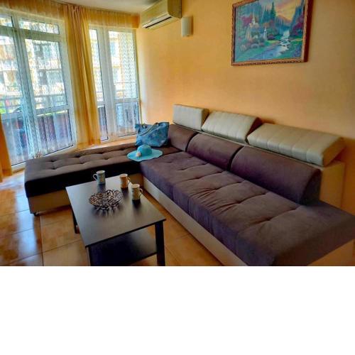 Central Plaza Apartment