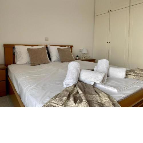 Central, sunny & spacious apartment, in Kos, "1"