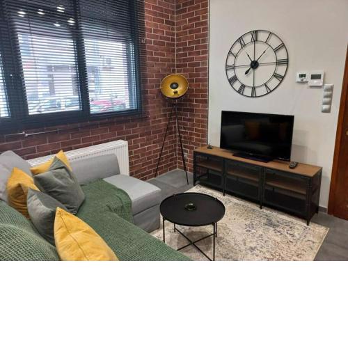Centrally located loft