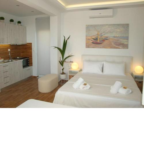 Centre Penthouse With SeaView