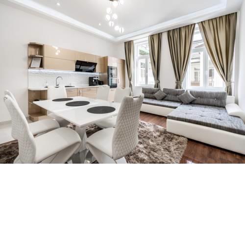 Centrum Opera Luxury Apartment