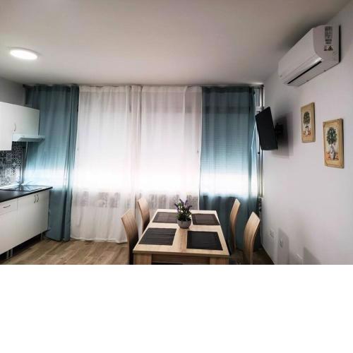 CG134 - Nuevo Estudio, Reformado, Wifi, Fire TV, Céntrico