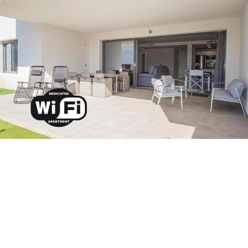 CG7 casares green