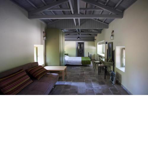 Chalantra Residence