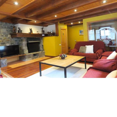 Chalet Aranés PRUEDO en Garos By Casas Aranesas J Antes