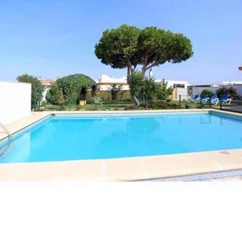 Chalet con piscina privada y zona de barbacoa