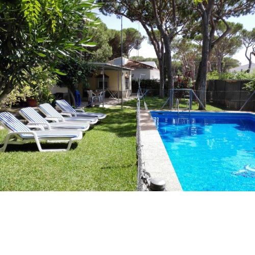 Chalet con piscina Rana verde