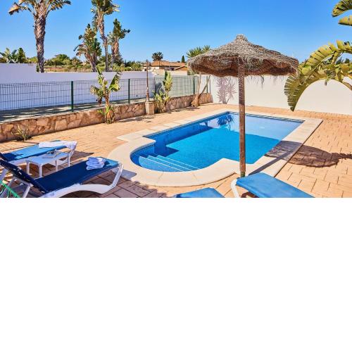 Chalet El Cancelín Conil de la Frontera by Ruralidays