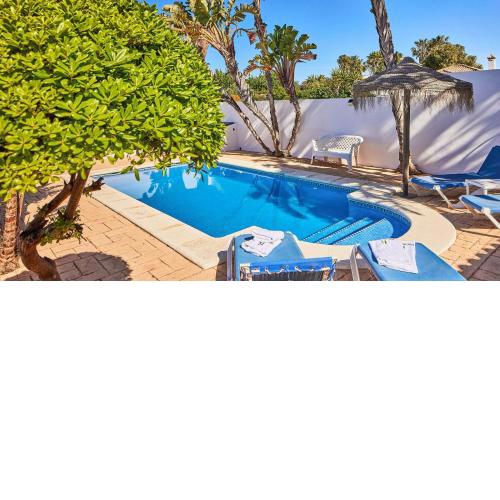 Chalet La Raya Conil de la Frontera by Ruralidays