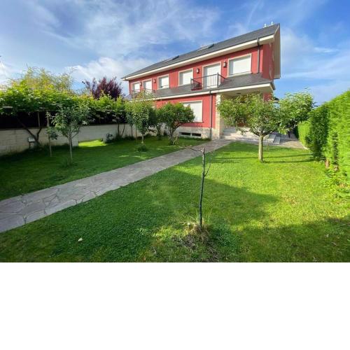 Chalet pareado a 500 m del mar
