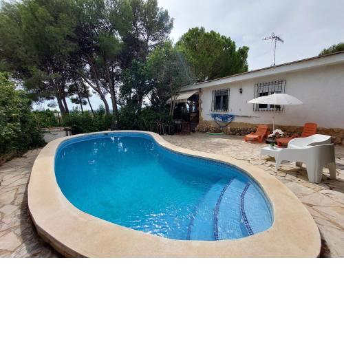 Chalet rústico con piscina y barbacoa, Valencia