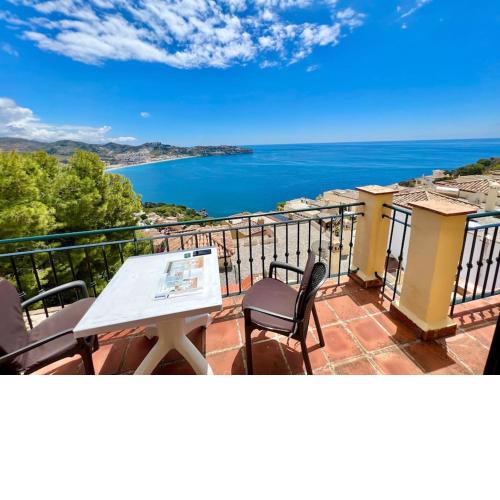 Chalet Tropical Bay Views