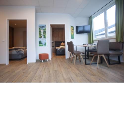 Chalet West