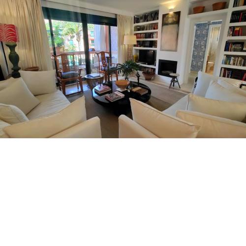 Chambao Suite Marbella Cabopino Beach