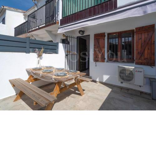 Charmante maison, parking privé - WeHostYou