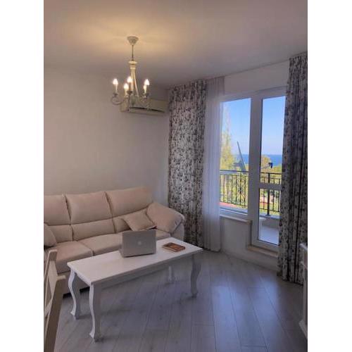 Charming 2-Room Apartment