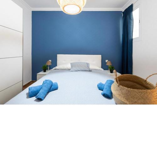 CHARMING 2 ROOMS APARTMENT, 3 beds, 8 min walk to Las Canteras Beach