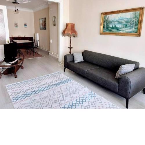 Charming 3 bedroom apartment at Süleyman Paşa St