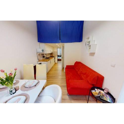 Charming and spacious apartment at the City Center!