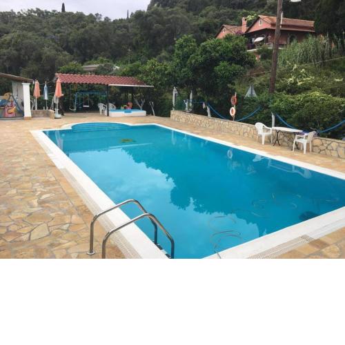 Charming apartment in Mpenitses with shared pool