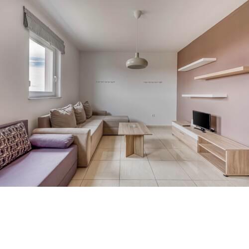Charming Apartment in Novalja near Zrče Beach