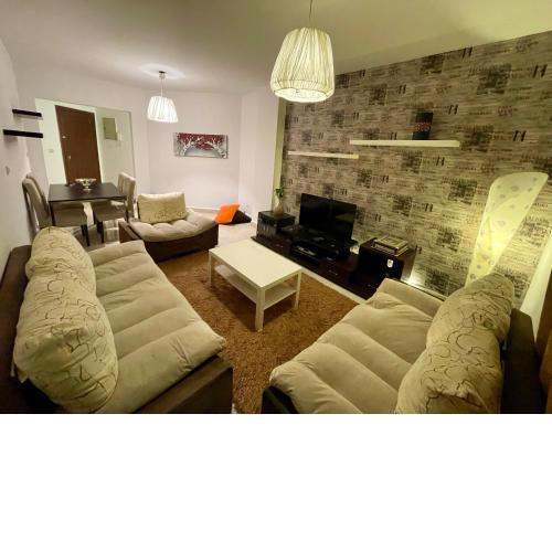 Charming Apartment in Rehab City