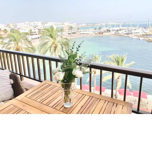 Charming Beach Apartment