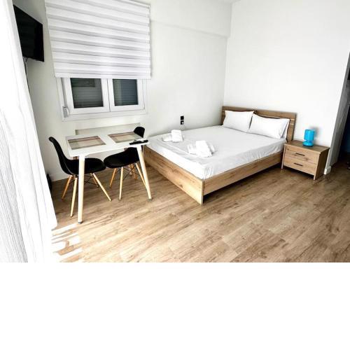 Charming Central Studio