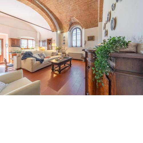 Charming Florentine Hideout