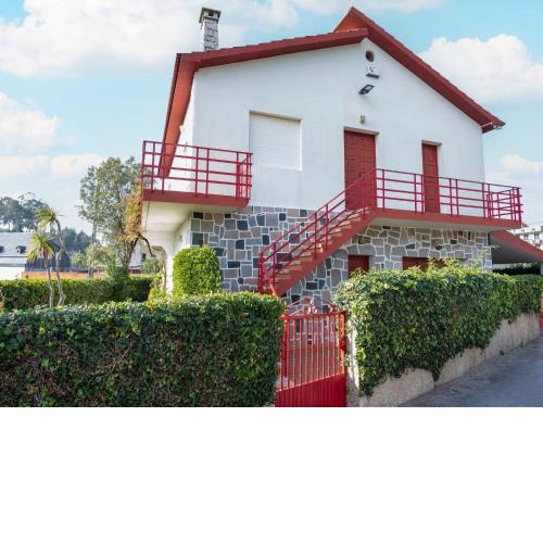 Charming holiday home in Sanxenxo with private terrace