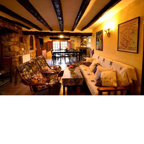 Charming house near Siurana
