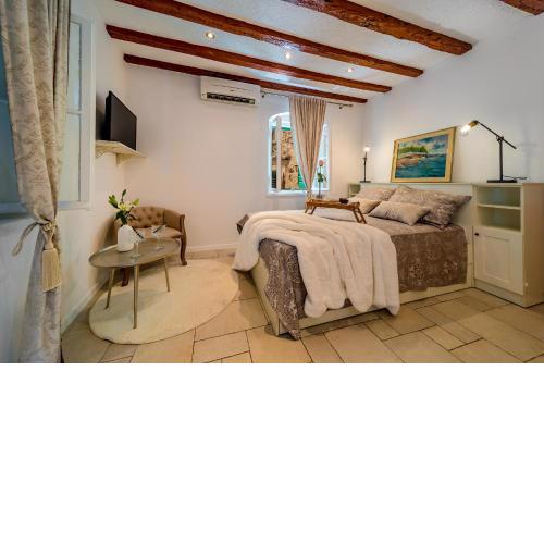 Charming Old Town Apartment Pjaca Split