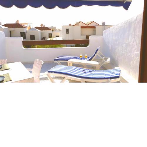 Charming studio Los Cristianos heated pool