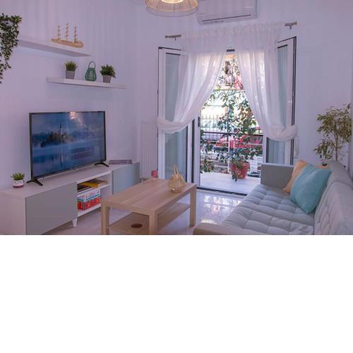 Charming Sweet Apt @Garitsa!
