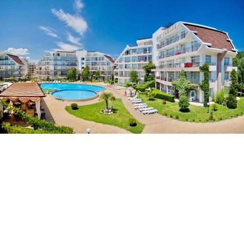 Charming two-bed flat in Sunny Beach