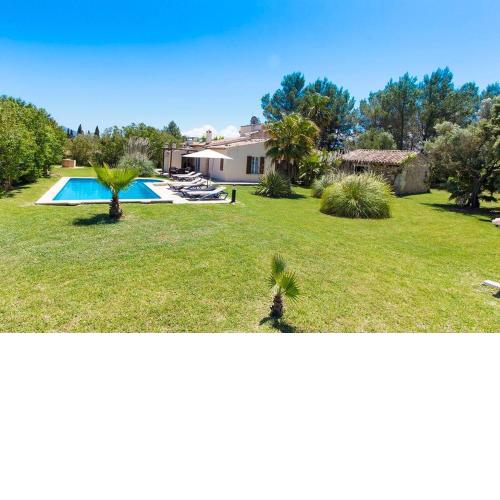 Charming villa with A/C and WIFI