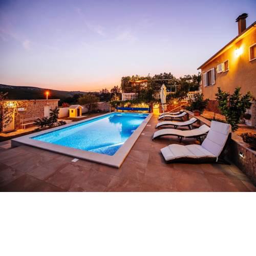Charming Villa with Private Pool in Dalmatia