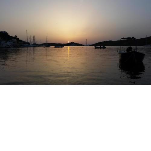 Charming Vourkari Stone Home 1 - Minutes from port