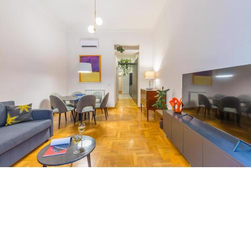 Chiatamone Design Apartment by Wonderful Italy