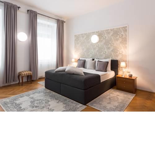 Chic 2B apartment 3 min from old town