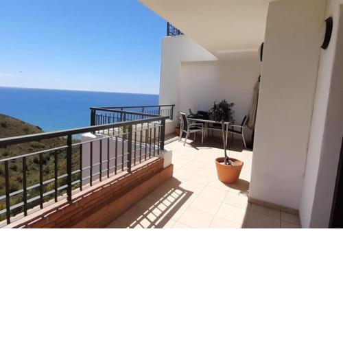 Chic Beachfront Apartment
