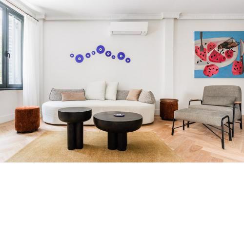 Chic & central Athenian apt! EV4