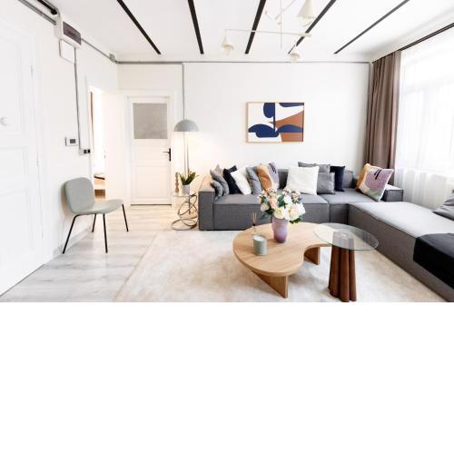 Chic Flat 5 min to Galata Tower in Istiklal Ave