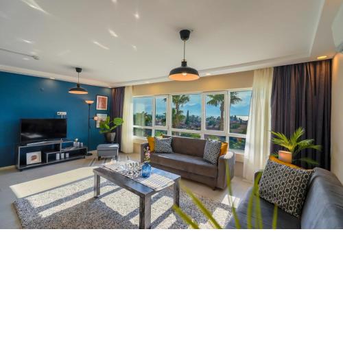 Chic Flat near Hadrian's Gate