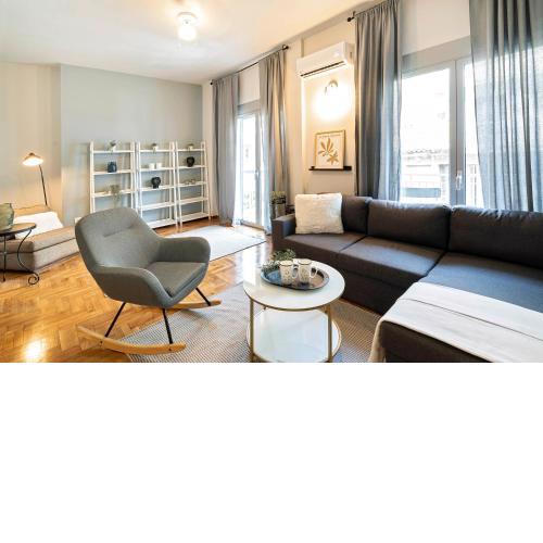 Chic Retreat 2BD 2 Bathrooms