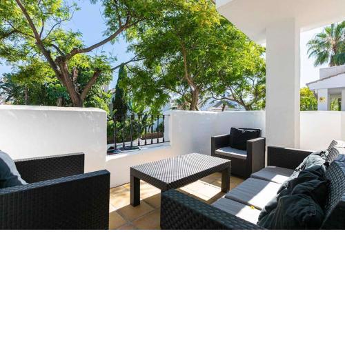 Chic Spacious Marbella 3 bedrooms GOLF POOL BEACH
